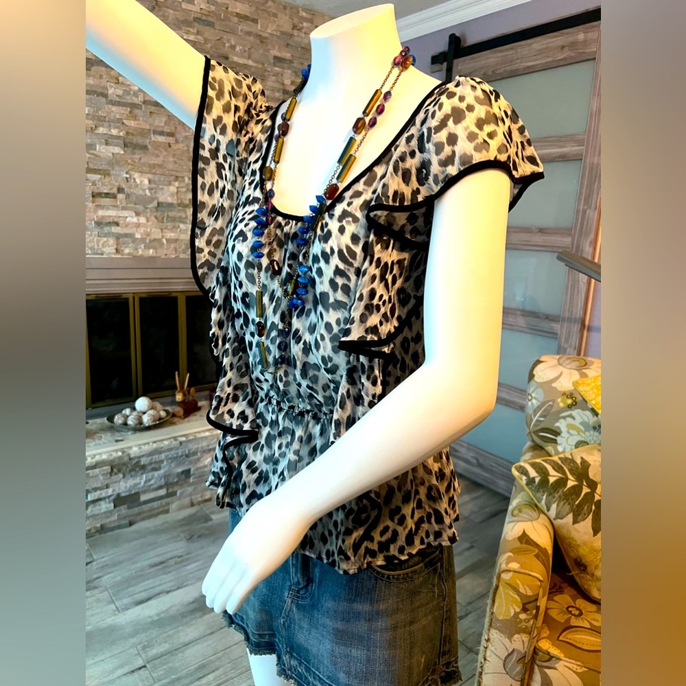 Playful and sexy top